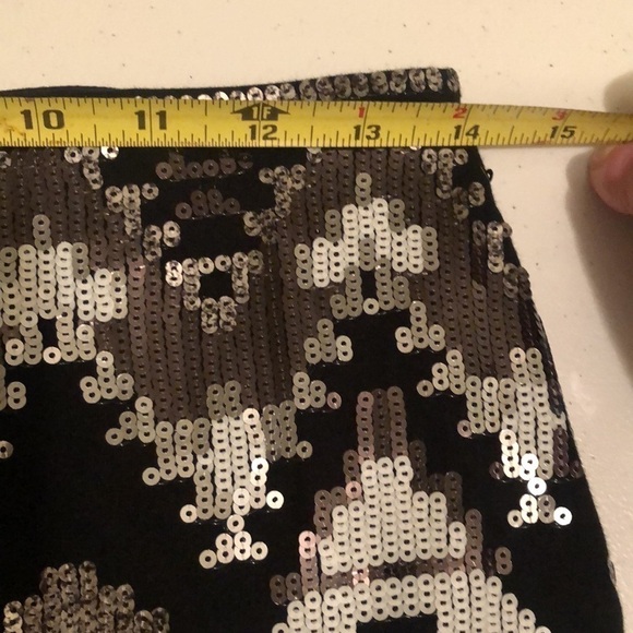 Express sequined skirt, silver/black. Xsm - Picture 7 of 7